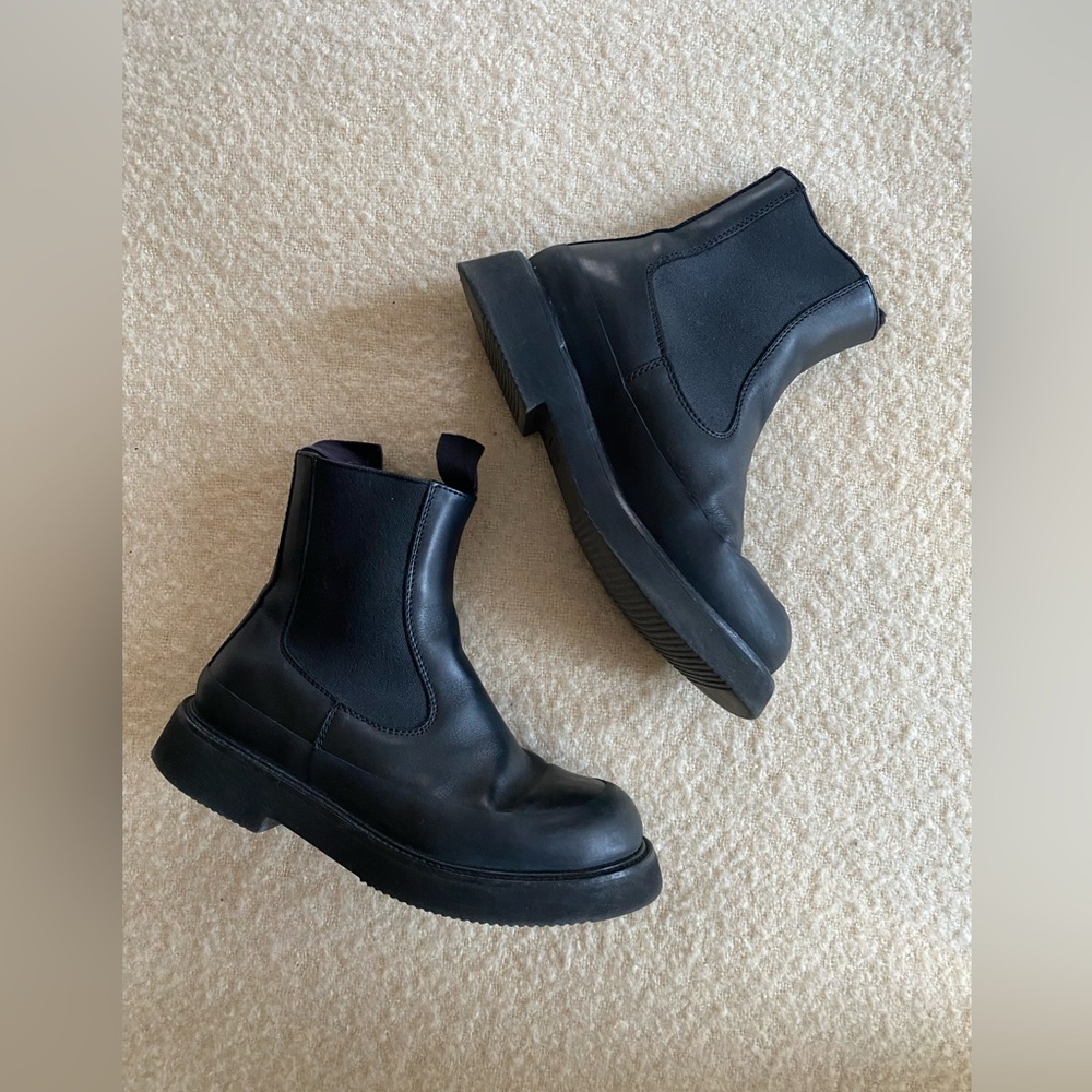 Celine Phoebe Philo Shearling Lined Black Leather Country Boots Size 37